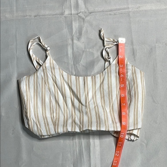 WILD HONEY Striped Cream and Tan Women's Top - Picture 2 of 8